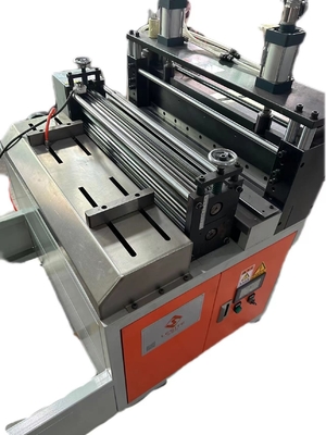 0.6-0.8Mpa Machine de fabrication de filtres à air avec une consommation d'air de 0,4 m3/min et un an