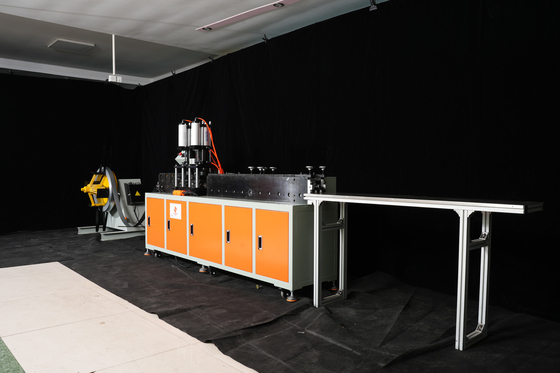 Filtre de poche Machine de formage de cadre extérieur de gestion sans pilote 380vV 4,7KW