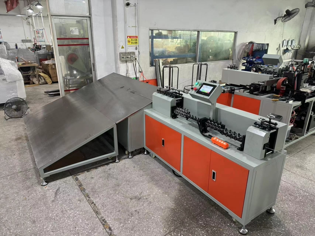 Machine de formage de cadre de support intérieur à filtrage en maille de nylon de haute efficacité et de haute précision